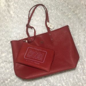 NWT Coach Red Reversible City Tote With Pouch